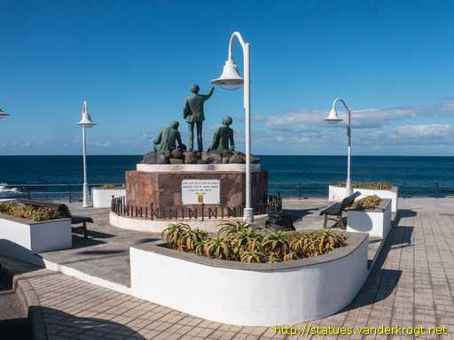 Puerto de las Nieves /  Monumento a los Poetas