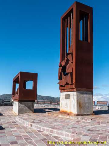 Artenara /  Monumento a los Trabajadores de Medio Ambiente y Conservación