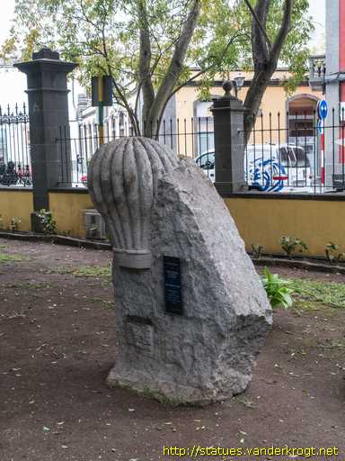 Arucas /  Monumento a Jaime Company Escandell