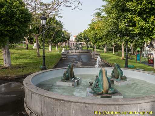 Telde /  Fuentes en el Parque de Arnao