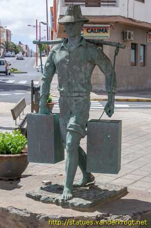 Puerto del Rosario /  El Aguador
