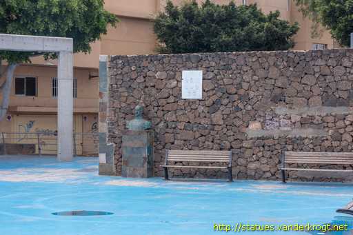 Puerto del Rosario /  Simón Bolívar