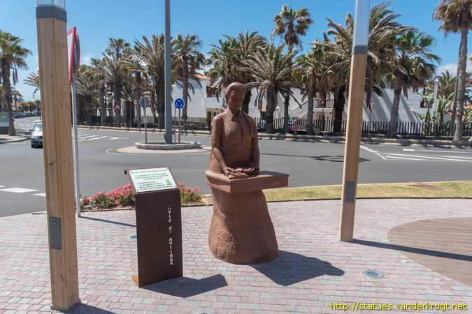 Caleta de Fuste /  Doña Frasquita