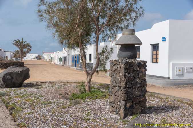 Caleta de Sebo (La Graciosa) /  Sombrero de La Graciosa