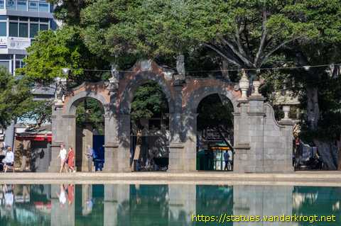Santa Cruz de Tenerife /  La Primavera y el Verano