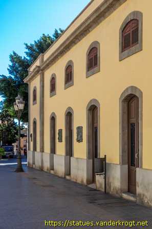Santa Cruz de Tenerife /  Ignacio García-Talavera de León