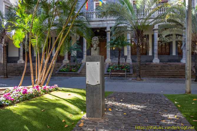 Santa Cruz de Tenerife /  Patricio Estévanez Murphy