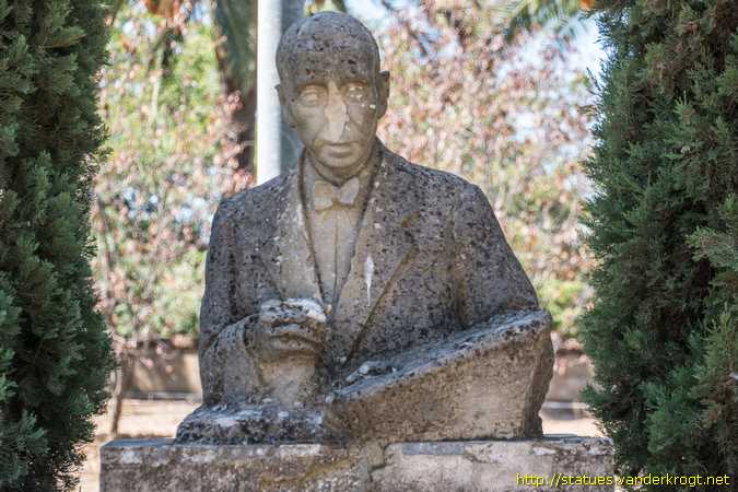 Badajoz /  Adelardo Covarsí