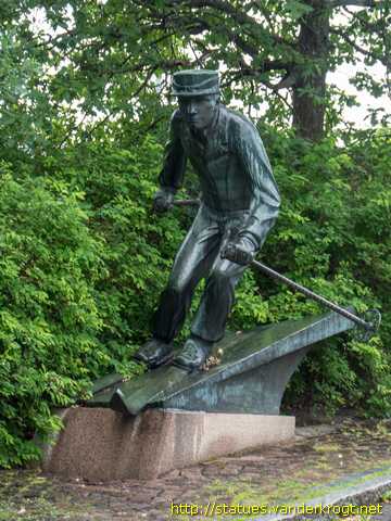 Lahti / Hiihtäjä