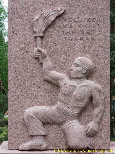 Mäntsälä /  V. 1918 kaatuneitten valkoisten muistomerkki