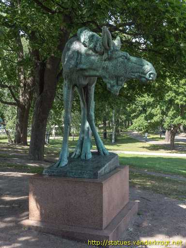 Helsinki /  Nuori hirvi