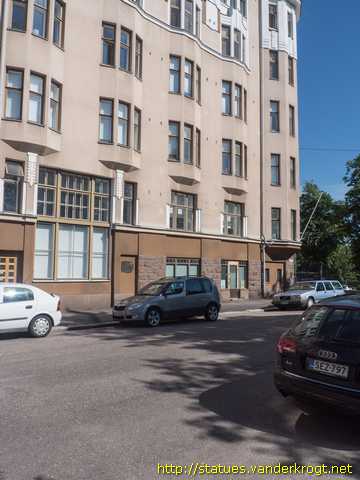 Helsinki /  Emil Halosen ateljeen muistoreliefi