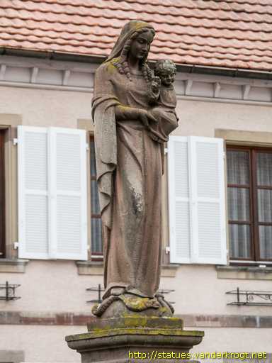 Châtenois /  Fontaine de la Vierge