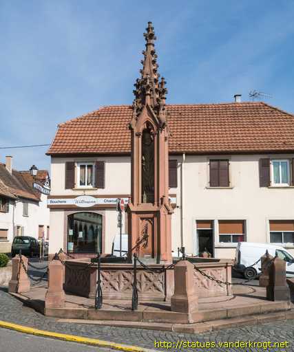 Bischoffsheim /  Fontaine Saint Rémy