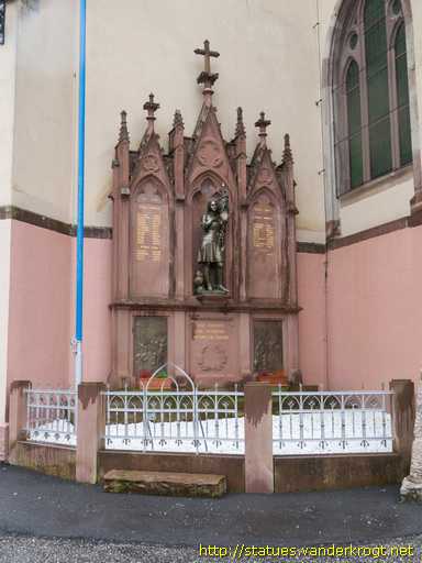 Sengern /  Jeanne d'Arc - Monument aux morts
