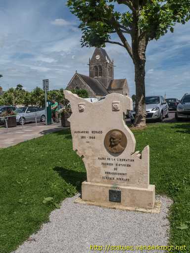 Sainte-Mère-Église /  Alexandre Renaud