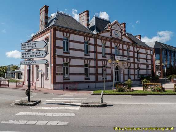 Équeurdreville-Hainneville /  Hippolyte Mars