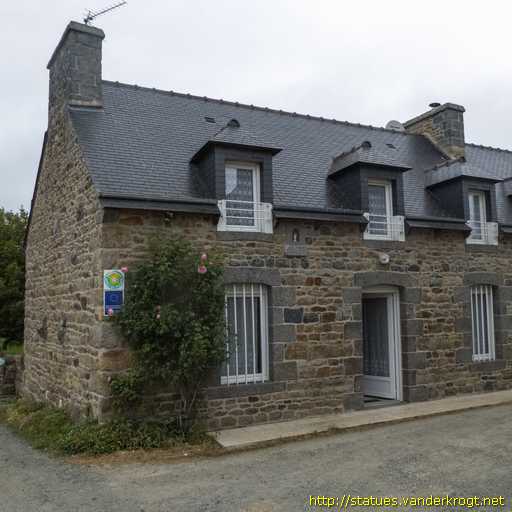 Saint-Julien /  La Vierge à l'enfant