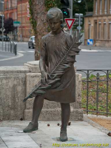 Charleville-Mézières /  Monument des Instituteurs Ardennais