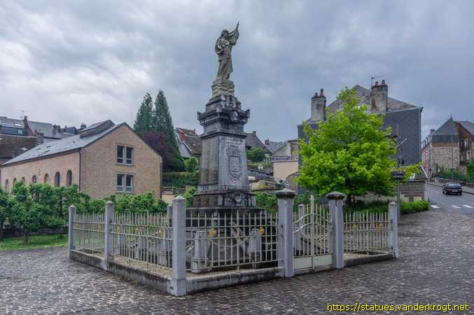Fumay /  Monument aux morts de 1914-18