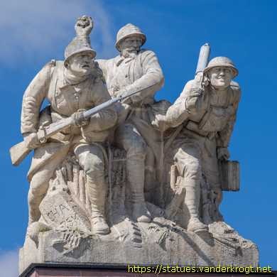 Souain-Perthes-lès-Hurlus /  Monument Ossuaire de Navarin