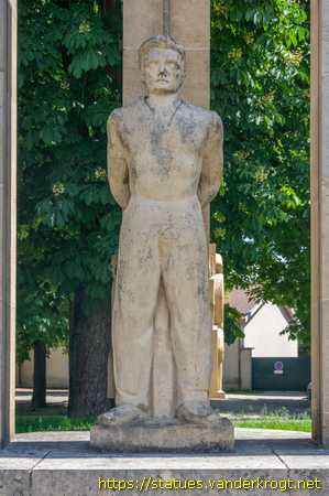 Châlons-en-Champagne /  Monument aux martyrs de la Résistance