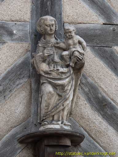 Châteaudun /  La Vierge à l'enfant