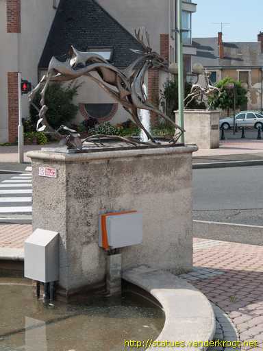 Saint-Denis-de-l'Hôtel /  Fontaines à chevreuil