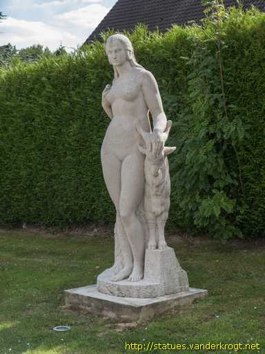 Barentin /  Femme au bouc