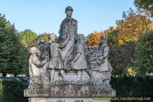 Crécy-la-Chapelle / Monument aux morts 1914-18