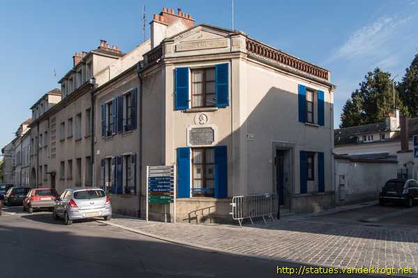 Crécy-la-Chapelle /  Charles Étienne Louis Camus