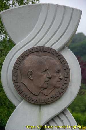 Clermont-en-Argonne /  Monument de la Reconciliation