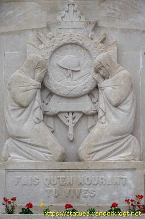 Clermont-en-Argonne /  Monument aux Morts 1914-18