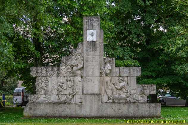 Verdun /  Victor Schleiter