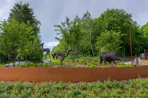 Behren-lès-Forbach /  Cerf, sanglier et renard