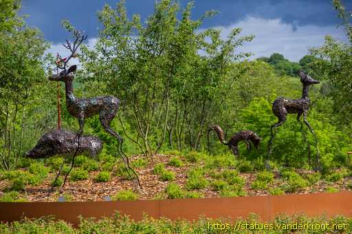 Behren-lès-Forbach /  Cerf, sanglier et renard