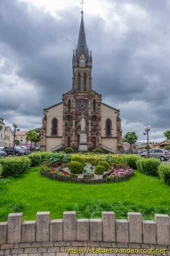 Stiring-Wendel /  Statue du Sacré-Cœur