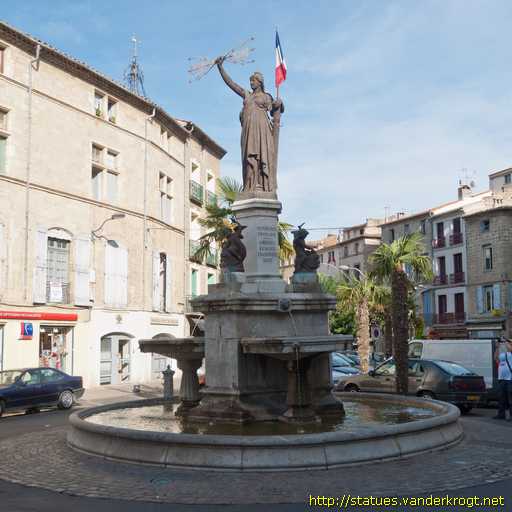 Pézenas / Fontaine de la République