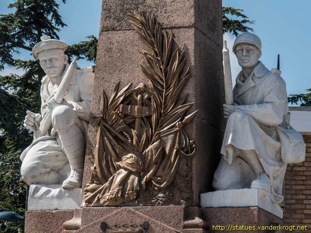 Gravelines /  Monument aux Morts