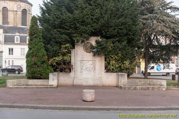 Cambrai /  Edmond Garin