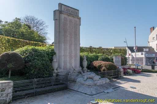 Château-Thierry /  Monument aux morts 1914-18