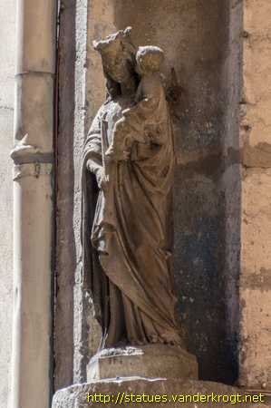Lyon /  La Vierge à l'enfant