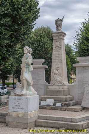 Crémieu /  Monuments aux morts