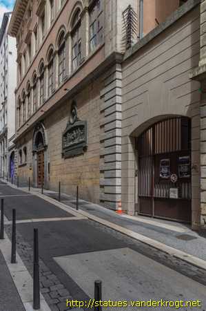 Lyon /  Louis Pasteur - hommage a ses découvertes sur les maladies des vers à soie