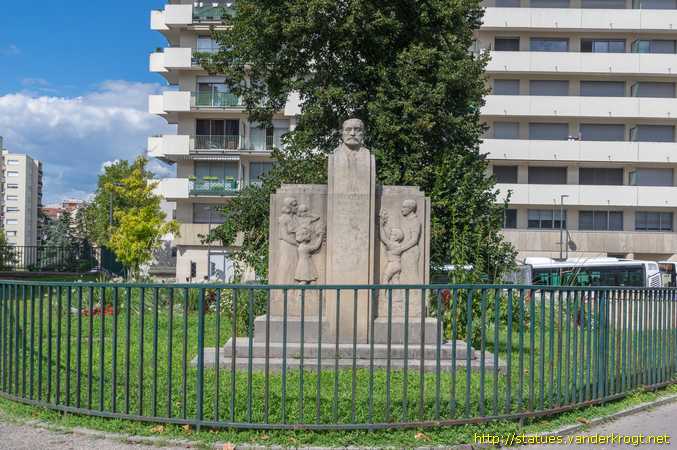 Villeurbanne /  Jules Grandclément