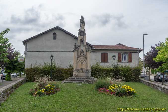 Ambérieu-en-Bugey /  La Vierge de l'Avenue