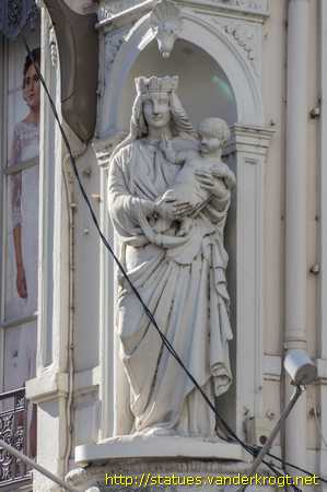 Lyon /  La Vierge à l'enfant