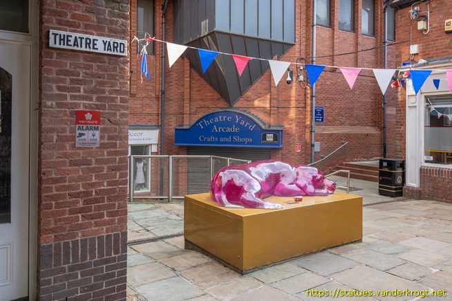 Chesterfield /  The Puppy