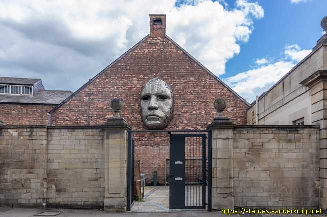 Lincoln /  The Face of Drill Hall
