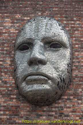 Lincoln /  The Face of Drill Hall
